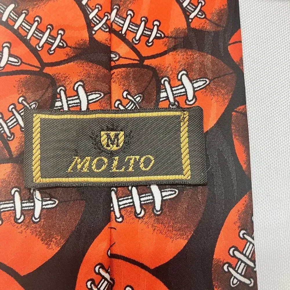 Vintage Looney Tunes NFL Football Neck Tie Yosemite Sam Bugs Taz Daffy 4” Tie